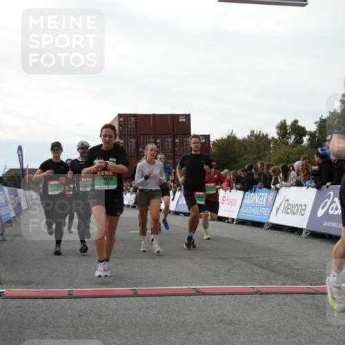 03.10.2025 - Köhlbrandbrückenlauf Yannick Fuchs http://msf.ph/oto/8985034 03.10.2025 16:09:48 Ziel 7272, 7305, 7306, 7452, 7498, 7583, 7742, 7863, 8814, 8826, 8834, 9097, 9181, 9567, 9600, 9671, 9748 meine-sportfotos.de