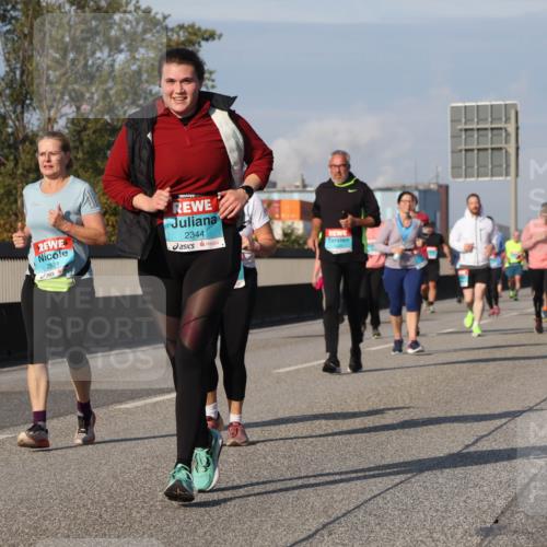03.10.2025 - Köhlbrandbrückenlauf Luisa Fischer http://msf.ph/oto/8985042 03.10.2025 11:15:16 Position 3 2894, 2344 meine-sportfotos.de