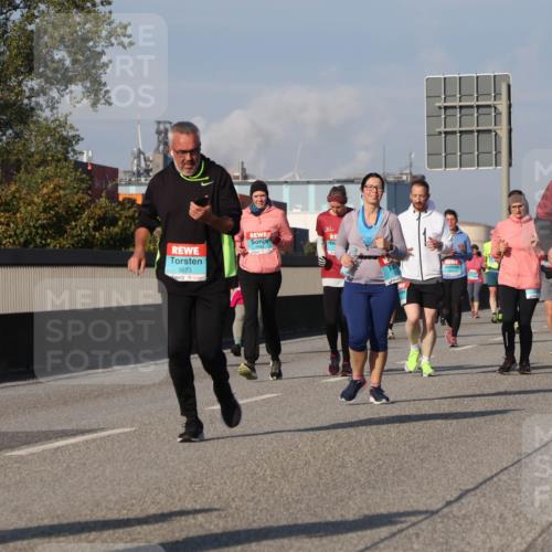 03.10.2025 - Köhlbrandbrückenlauf Luisa Fischer http://msf.ph/oto/8985053 03.10.2025 11:15:18 Position 3 3673, 2667 meine-sportfotos.de