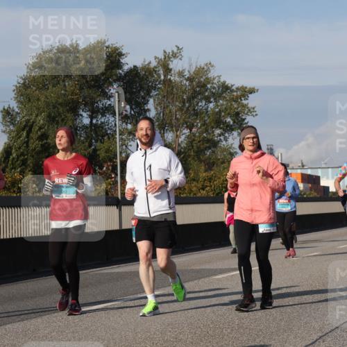 03.10.2025 - Köhlbrandbrückenlauf Luisa Fischer http://msf.ph/oto/8985099 03.10.2025 11:15:26 Position 3  meine-sportfotos.de