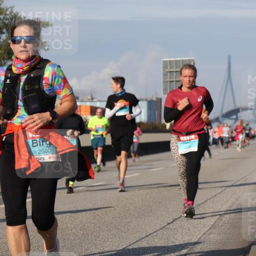 03.10.2025 - Köhlbrandbrückenlauf Luisa Fischer http://msf.ph/oto/8985126 03.10.2025 11:15:30 Position 3 32, 05, 2600, 2148 meine-sportfotos.de