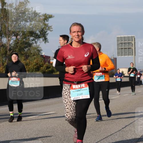 03.10.2025 - Köhlbrandbrückenlauf Luisa Fischer http://msf.ph/oto/8985139 03.10.2025 11:15:33 Position 3 3552, 2148 meine-sportfotos.de