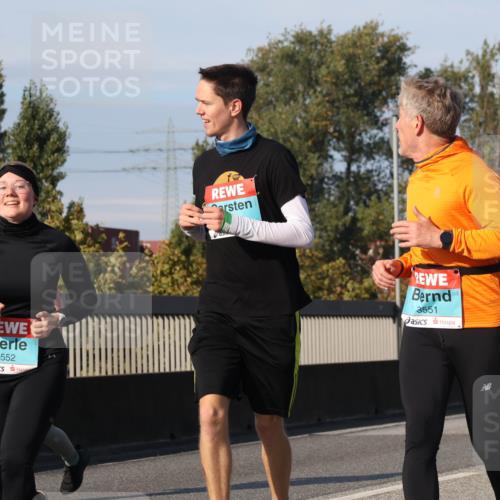03.10.2025 - Köhlbrandbrückenlauf Luisa Fischer http://msf.ph/oto/8985160 03.10.2025 11:15:36 Position 3 3552, 3551 meine-sportfotos.de
