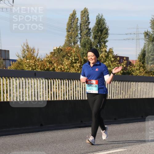 03.10.2025 - Köhlbrandbrückenlauf Luisa Fischer http://msf.ph/oto/8985174 03.10.2025 11:15:47 Position 3 2474 meine-sportfotos.de