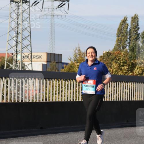 03.10.2025 - Köhlbrandbrückenlauf Luisa Fischer http://msf.ph/oto/8985178 03.10.2025 11:15:48 Position 3 2474 meine-sportfotos.de