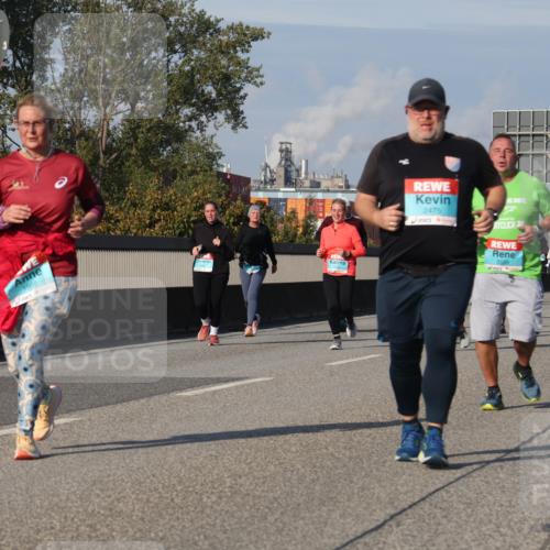 03.10.2025 - Köhlbrandbrückenlauf Luisa Fischer http://msf.ph/oto/8985221 03.10.2025 11:15:57 Position 3 1988, 2475 meine-sportfotos.de