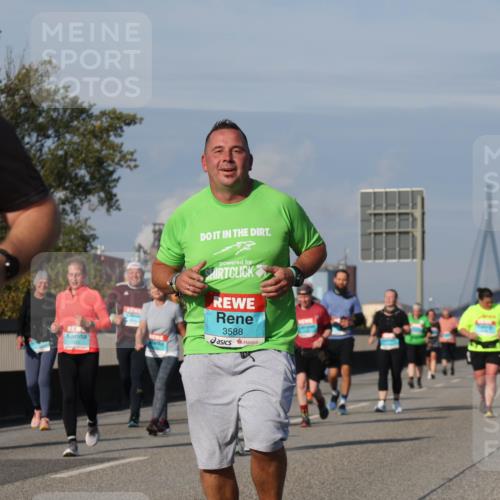 03.10.2025 - Köhlbrandbrückenlauf Luisa Fischer http://msf.ph/oto/8985238 03.10.2025 11:16:00 Position 3 5, 3588 meine-sportfotos.de