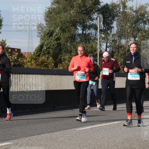 03.10.2025 - Köhlbrandbrückenlauf Luisa Fischer http://msf.ph/oto/8985260 03.10.2025 11:16:03 Position 3 3225, 2755 meine-sportfotos.de