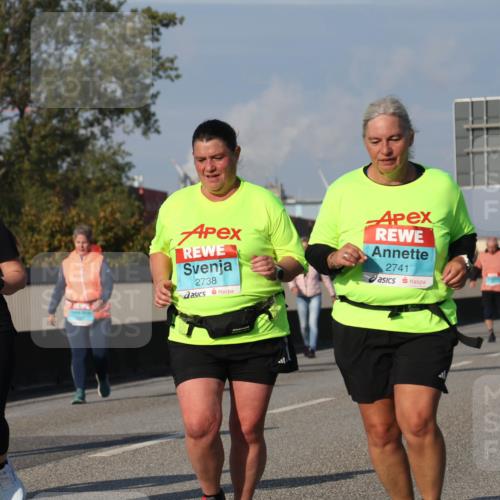 03.10.2025 - Köhlbrandbrückenlauf Luisa Fischer http://msf.ph/oto/8985292 03.10.2025 11:16:09 Position 3 2513, 2238, 2738, 2741 meine-sportfotos.de