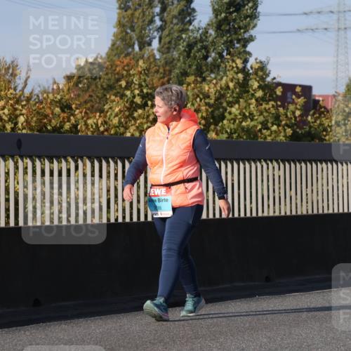 03.10.2025 - Köhlbrandbrückenlauf Luisa Fischer http://msf.ph/oto/8985314 03.10.2025 11:16:18 Position 3 2688, 2 meine-sportfotos.de