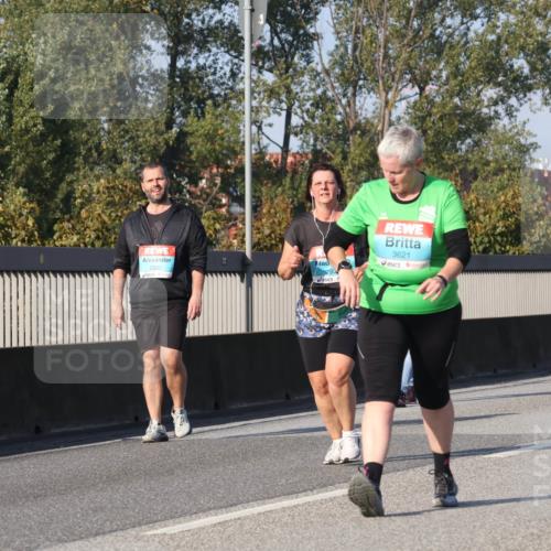 03.10.2025 - Köhlbrandbrückenlauf Luisa Fischer http://msf.ph/oto/8985324 03.10.2025 11:16:19 Position 3 2390, 3621 meine-sportfotos.de