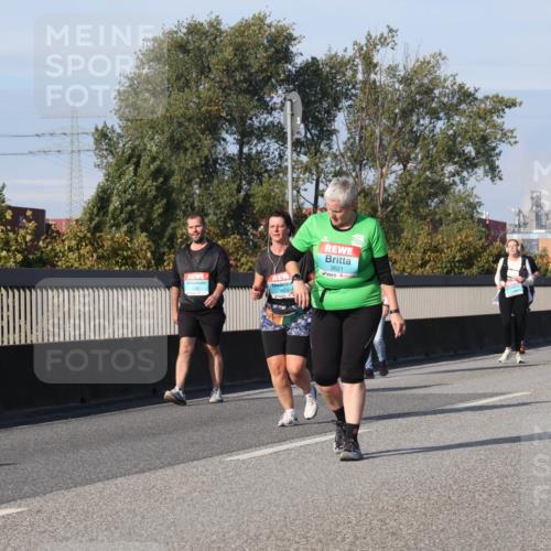 03.10.2025 - Köhlbrandbrückenlauf Luisa Fischer http://msf.ph/oto/8985328 03.10.2025 11:16:20 Position 3 3621 meine-sportfotos.de