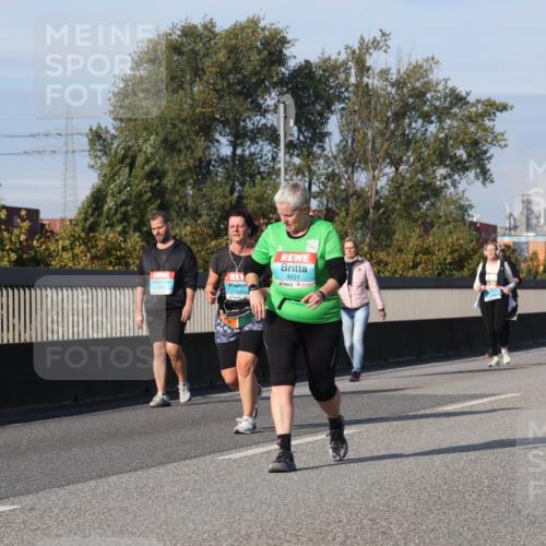 03.10.2025 - Köhlbrandbrückenlauf Luisa Fischer http://msf.ph/oto/8985329 03.10.2025 11:16:20 Position 3 3621 meine-sportfotos.de