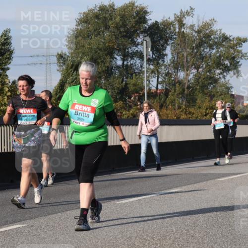 03.10.2025 - Köhlbrandbrückenlauf Luisa Fischer http://msf.ph/oto/8985337 03.10.2025 11:16:22 Position 3 2936, 3621 meine-sportfotos.de