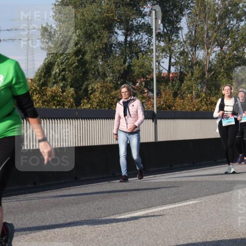03.10.2025 - Köhlbrandbrückenlauf Luisa Fischer http://msf.ph/oto/8985344 03.10.2025 11:16:23 Position 3 3621 meine-sportfotos.de