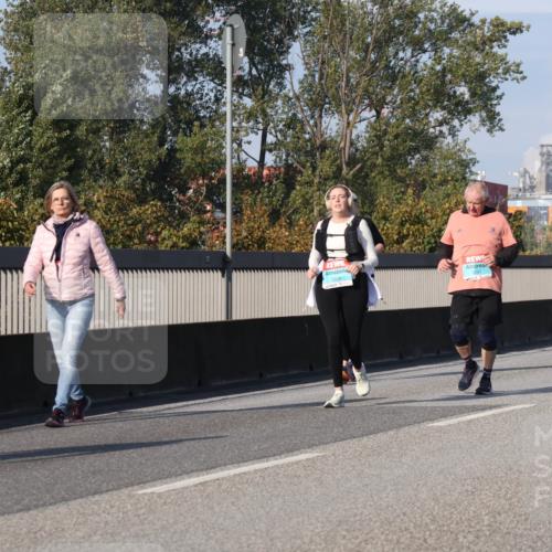 03.10.2025 - Köhlbrandbrückenlauf Luisa Fischer http://msf.ph/oto/8985352 03.10.2025 11:16:24 Position 3  meine-sportfotos.de