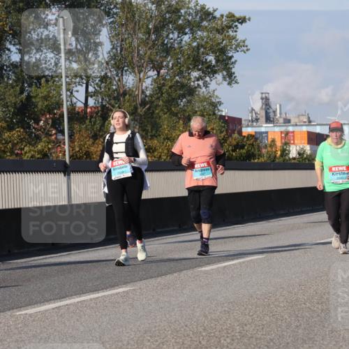 03.10.2025 - Köhlbrandbrückenlauf Luisa Fischer http://msf.ph/oto/8985358 03.10.2025 11:16:25 Position 3 2859, 3040 meine-sportfotos.de