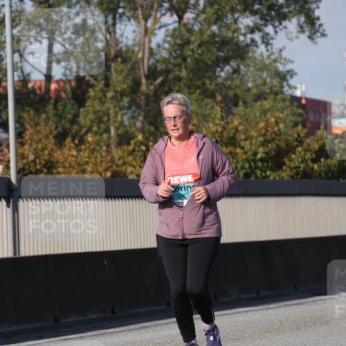 03.10.2025 - Köhlbrandbrückenlauf Luisa Fischer http://msf.ph/oto/8985389 03.10.2025 11:16:33 Position 3 3589 meine-sportfotos.de