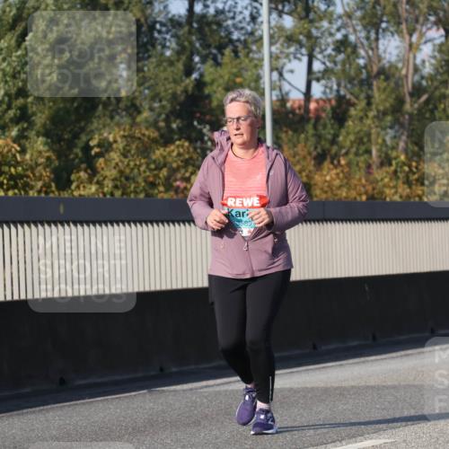 03.10.2025 - Köhlbrandbrückenlauf Luisa Fischer http://msf.ph/oto/8985398 03.10.2025 11:16:35 Position 3 3589 meine-sportfotos.de