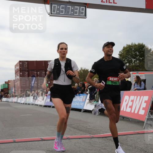 03.10.2025 - Köhlbrandbrückenlauf Yannick Fuchs http://msf.ph/oto/8985428 03.10.2025 15:57:37 Ziel 7274, 8916, 9177, 9178 meine-sportfotos.de