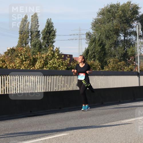 03.10.2025 - Köhlbrandbrückenlauf Luisa Fischer http://msf.ph/oto/8985479 03.10.2025 11:16:53 Position 3  meine-sportfotos.de