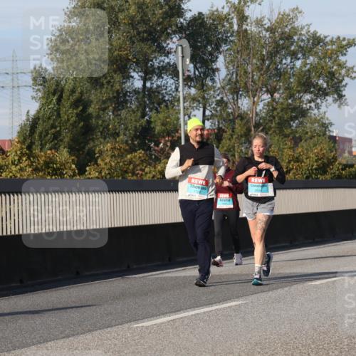 03.10.2025 - Köhlbrandbrückenlauf Luisa Fischer http://msf.ph/oto/8985492 03.10.2025 11:16:56 Position 3 2551, 1729 meine-sportfotos.de