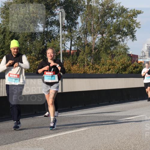 03.10.2025 - Köhlbrandbrückenlauf Luisa Fischer http://msf.ph/oto/8985500 03.10.2025 11:16:57 Position 3 1729, 2558 meine-sportfotos.de