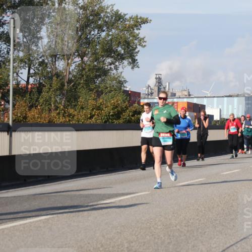 03.10.2025 - Köhlbrandbrückenlauf Luisa Fischer http://msf.ph/oto/8985501 03.10.2025 11:16:57 Position 3  meine-sportfotos.de