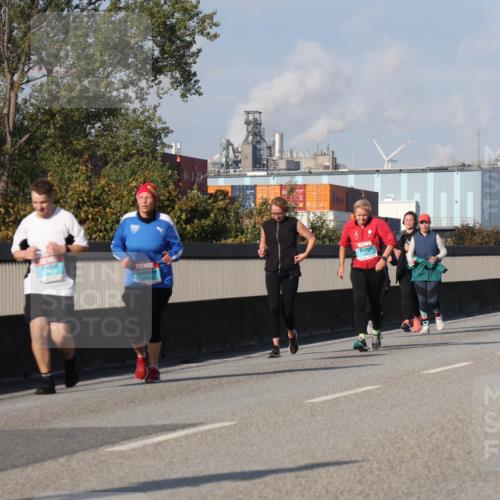 03.10.2025 - Köhlbrandbrückenlauf Luisa Fischer http://msf.ph/oto/8985523 03.10.2025 11:17:01 Position 3  meine-sportfotos.de