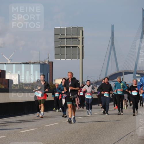 03.10.2025 - Köhlbrandbrückenlauf Luisa Fischer http://msf.ph/oto/8985541 03.10.2025 11:17:05 Position 3  meine-sportfotos.de
