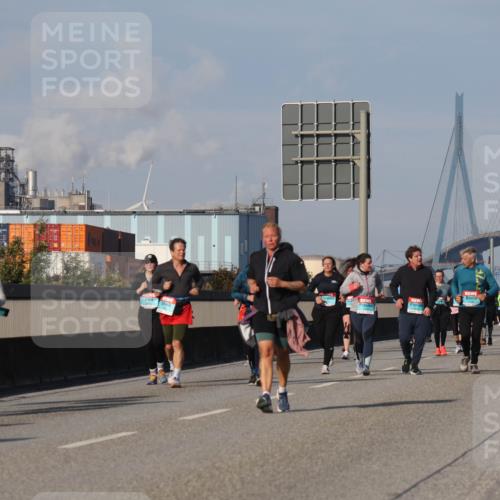 03.10.2025 - Köhlbrandbrückenlauf Luisa Fischer http://msf.ph/oto/8985561 03.10.2025 11:17:08 Position 3  meine-sportfotos.de