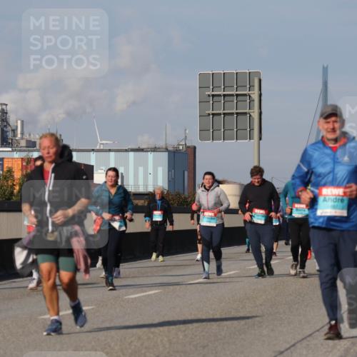 03.10.2025 - Köhlbrandbrückenlauf Luisa Fischer http://msf.ph/oto/8985586 03.10.2025 11:17:12 Position 3  meine-sportfotos.de