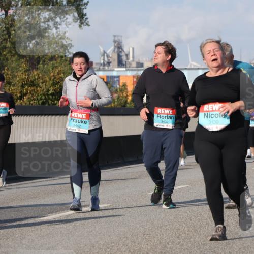 03.10.2025 - Köhlbrandbrückenlauf Luisa Fischer http://msf.ph/oto/8985636 03.10.2025 11:17:21 Position 3 2014, 3442, 3437, 3130 meine-sportfotos.de