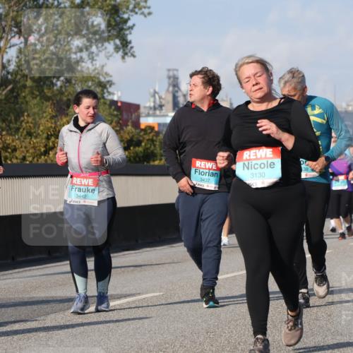 03.10.2025 - Köhlbrandbrückenlauf Luisa Fischer http://msf.ph/oto/8985640 03.10.2025 11:17:22 Position 3 2014, 3442, 3437, 3130, 38 meine-sportfotos.de