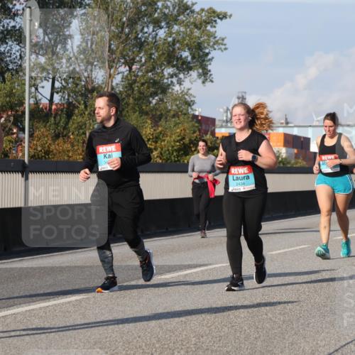 03.10.2025 - Köhlbrandbrückenlauf Luisa Fischer http://msf.ph/oto/8985734 03.10.2025 11:17:39 Position 3 2575, 2434 meine-sportfotos.de