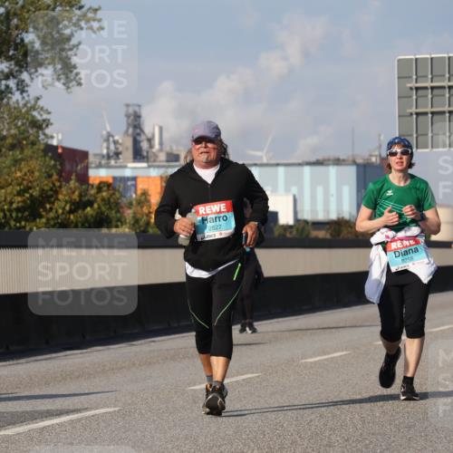 03.10.2025 - Köhlbrandbrückenlauf Luisa Fischer http://msf.ph/oto/8985759 03.10.2025 11:17:44 Position 3 2527, 8258 meine-sportfotos.de