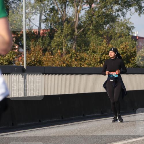 03.10.2025 - Köhlbrandbrückenlauf Luisa Fischer http://msf.ph/oto/8985788 03.10.2025 11:17:50 Position 3  meine-sportfotos.de