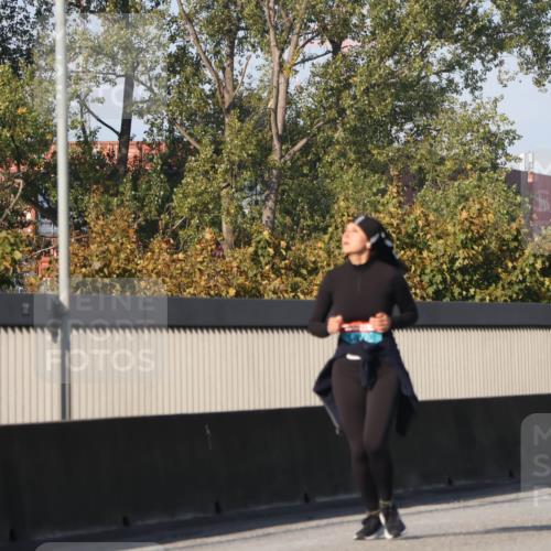 03.10.2025 - Köhlbrandbrückenlauf Luisa Fischer http://msf.ph/oto/8985792 03.10.2025 11:17:51 Position 3  meine-sportfotos.de