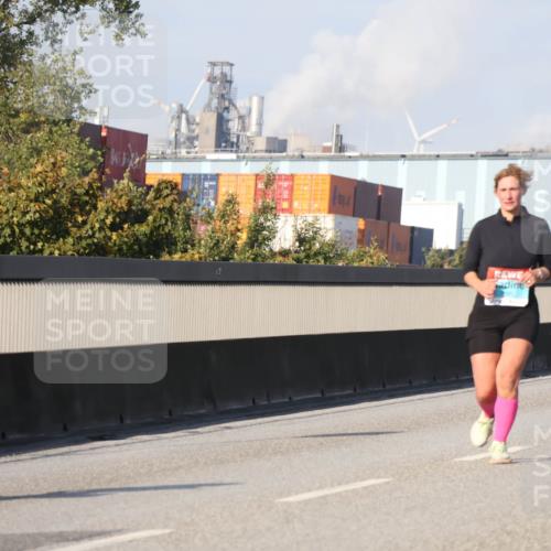03.10.2025 - Köhlbrandbrückenlauf Luisa Fischer http://msf.ph/oto/8985799 03.10.2025 11:17:52 Position 3  meine-sportfotos.de