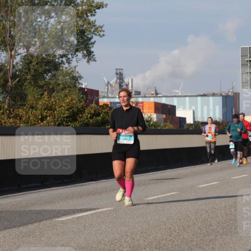 03.10.2025 - Köhlbrandbrückenlauf Luisa Fischer http://msf.ph/oto/8985816 03.10.2025 11:17:55 Position 3 3095 meine-sportfotos.de