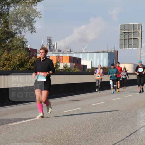 03.10.2025 - Köhlbrandbrückenlauf Luisa Fischer http://msf.ph/oto/8985817 03.10.2025 11:17:55 Position 3 3095 meine-sportfotos.de
