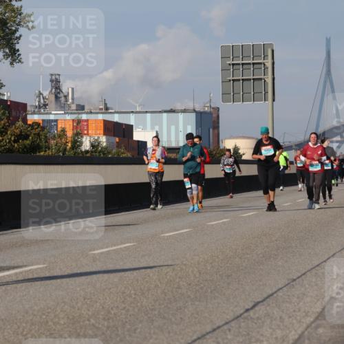 03.10.2025 - Köhlbrandbrückenlauf Luisa Fischer http://msf.ph/oto/8985827 03.10.2025 11:17:57 Position 3  meine-sportfotos.de