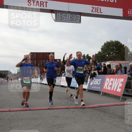 03.10.2025 - Köhlbrandbrückenlauf Yannick Fuchs http://msf.ph/oto/8985925 03.10.2025 15:58:11 Ziel 7096, 8761, 9223, 9224, 9227 meine-sportfotos.de