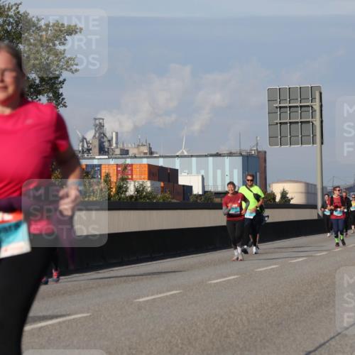 03.10.2025 - Köhlbrandbrückenlauf Luisa Fischer http://msf.ph/oto/8985931 03.10.2025 11:18:16 Position 3  meine-sportfotos.de