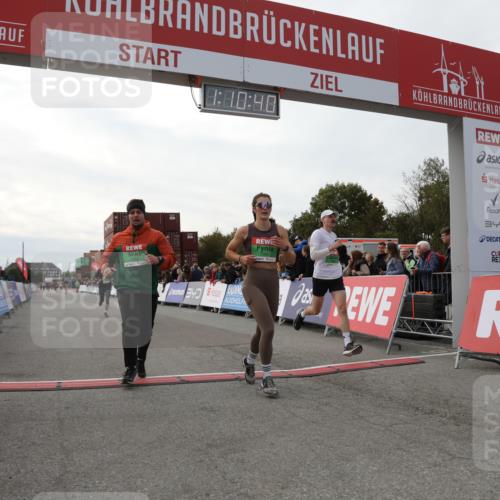 03.10.2025 - Köhlbrandbrückenlauf Yannick Fuchs http://msf.ph/oto/8985935 03.10.2025 16:10:38 Ziel 7534, 7549, 7552, 7562, 8153, 8798, 8950, 9652 meine-sportfotos.de