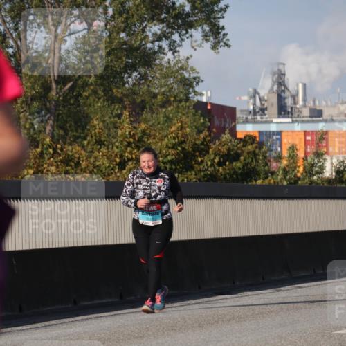 03.10.2025 - Köhlbrandbrückenlauf Luisa Fischer http://msf.ph/oto/8985936 03.10.2025 11:18:17 Position 3  meine-sportfotos.de