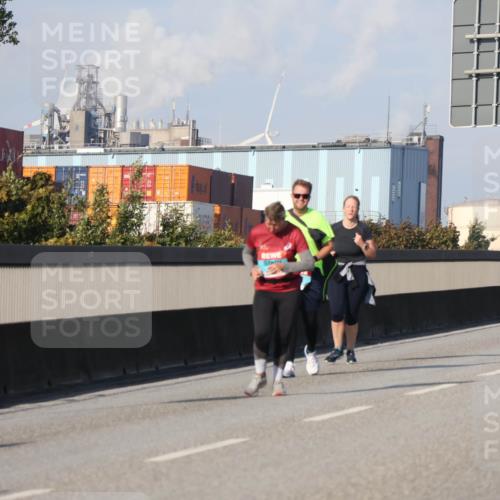 03.10.2025 - Köhlbrandbrückenlauf Luisa Fischer http://msf.ph/oto/8985950 03.10.2025 11:18:19 Position 3 0 meine-sportfotos.de