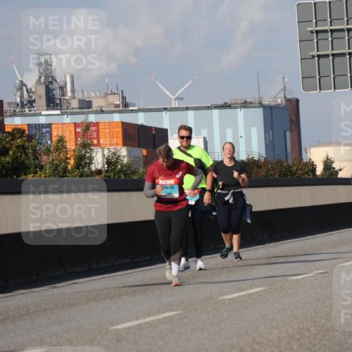 03.10.2025 - Köhlbrandbrückenlauf Luisa Fischer http://msf.ph/oto/8985955 03.10.2025 11:18:20 Position 3  meine-sportfotos.de