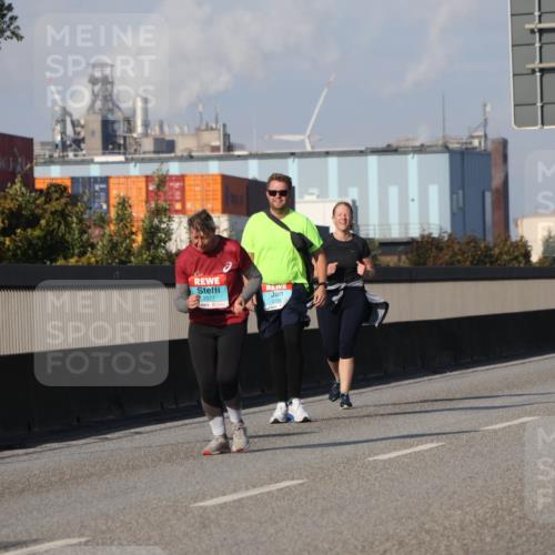 03.10.2025 - Köhlbrandbrückenlauf Luisa Fischer http://msf.ph/oto/8985961 03.10.2025 11:18:21 Position 3 3377 meine-sportfotos.de