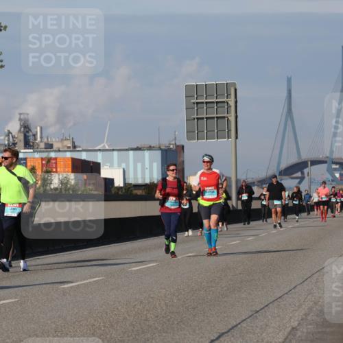 03.10.2025 - Köhlbrandbrückenlauf Luisa Fischer http://msf.ph/oto/8985990 03.10.2025 11:18:26 Position 3  meine-sportfotos.de